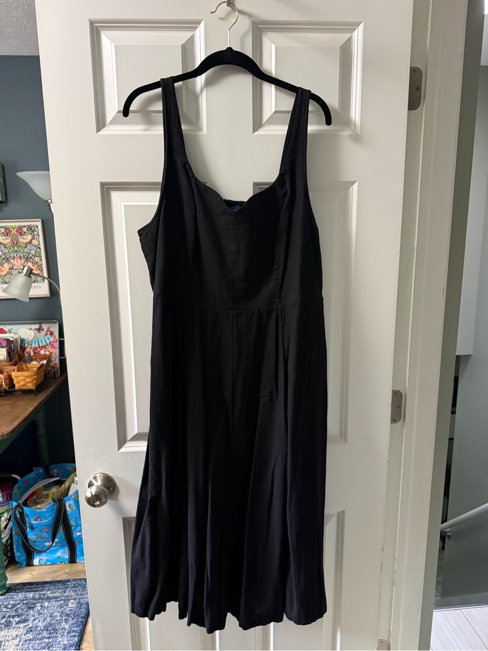 Old Navy Black Sleeveless Midi Dress